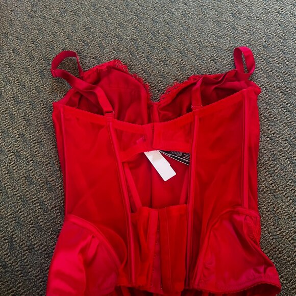 Red Corset - Picture 5 of 7
